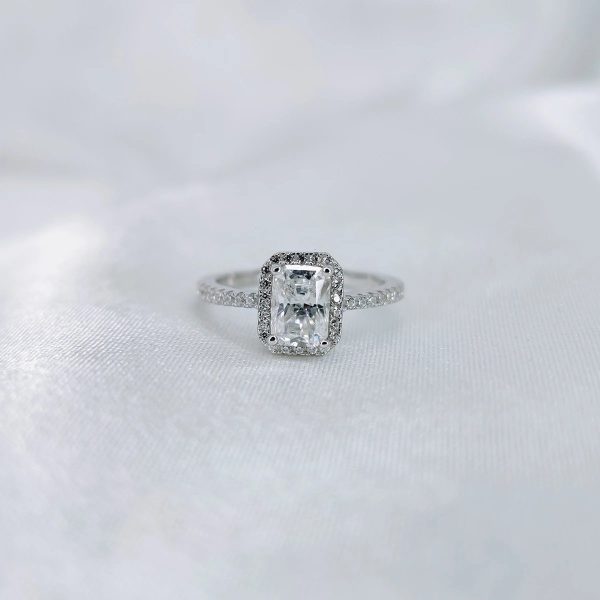 Luxury Radiant, Moissanite diamond Rings - VIZR024