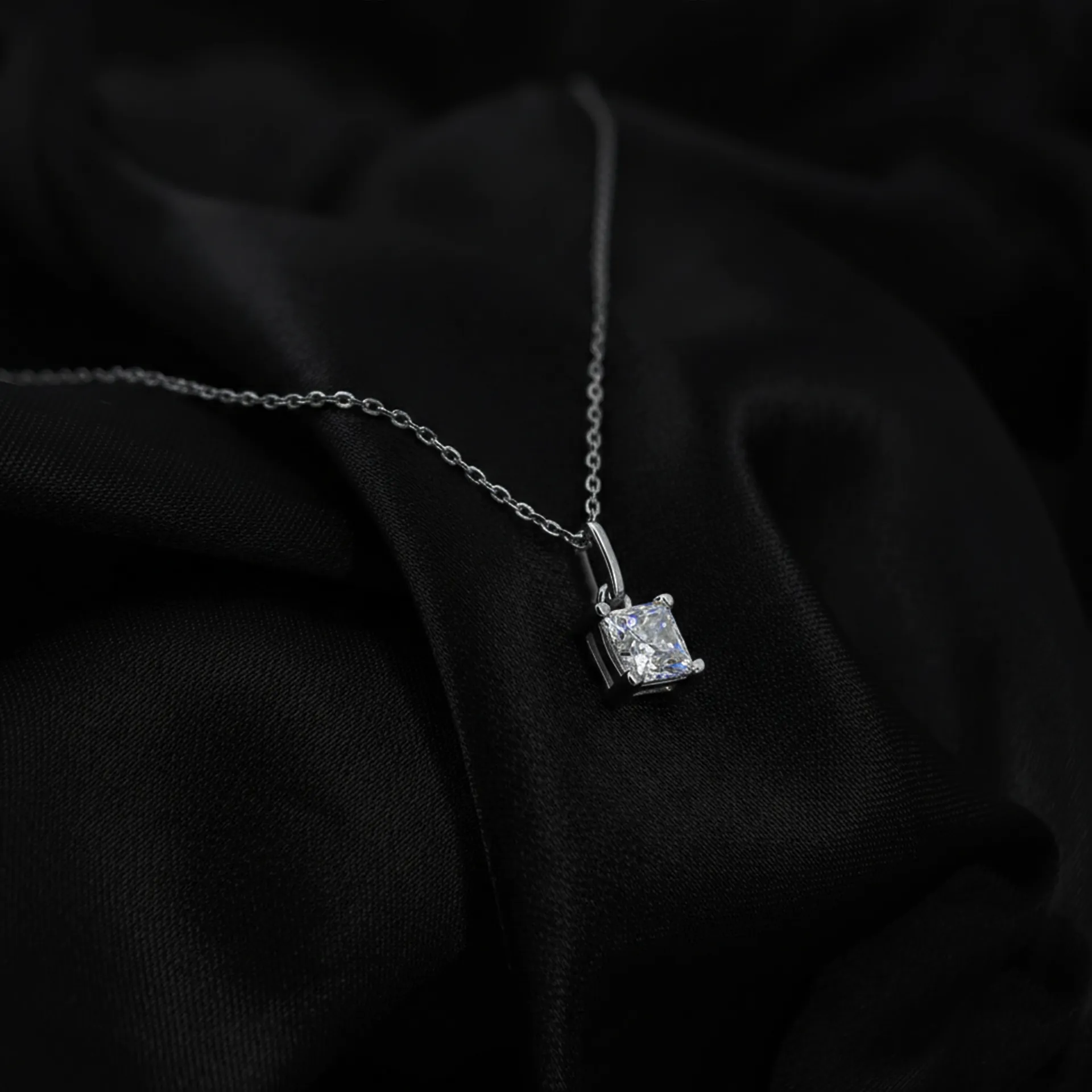 Princess Cut, Moissanite diamond Pendant - Image 1
