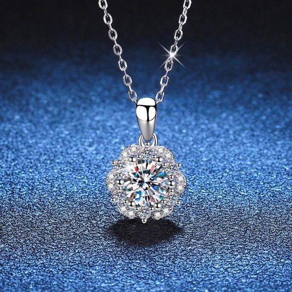 Flower , Moissanite diamond Pendant- XLP005