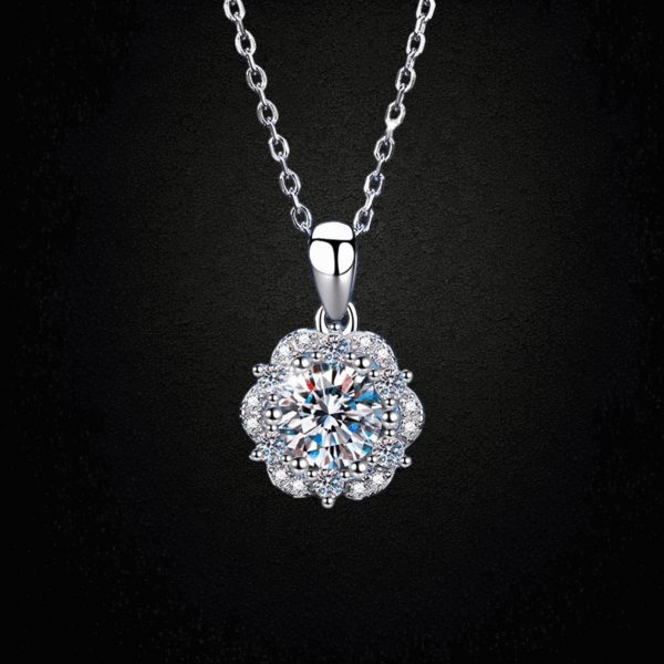 Flower , Moissanite diamond Pendant- XLP005