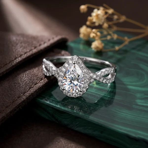 Luxury Pear, Moissanite diamond Rings