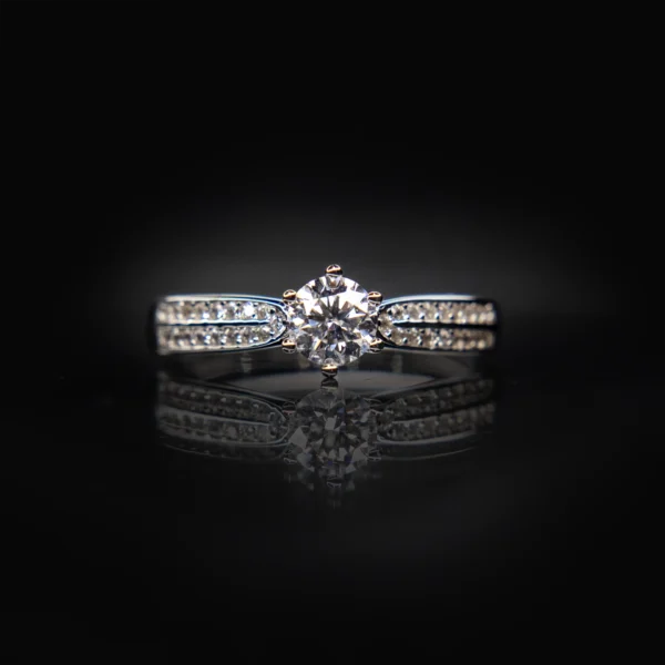 Subway Princess small, Moissanite diamond Ring - VIZR016s