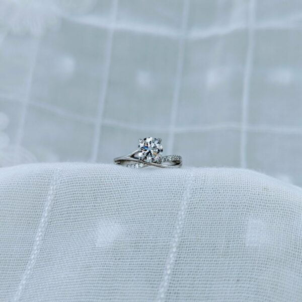 WaveX, Moissanite diamond Rings - MSJ015