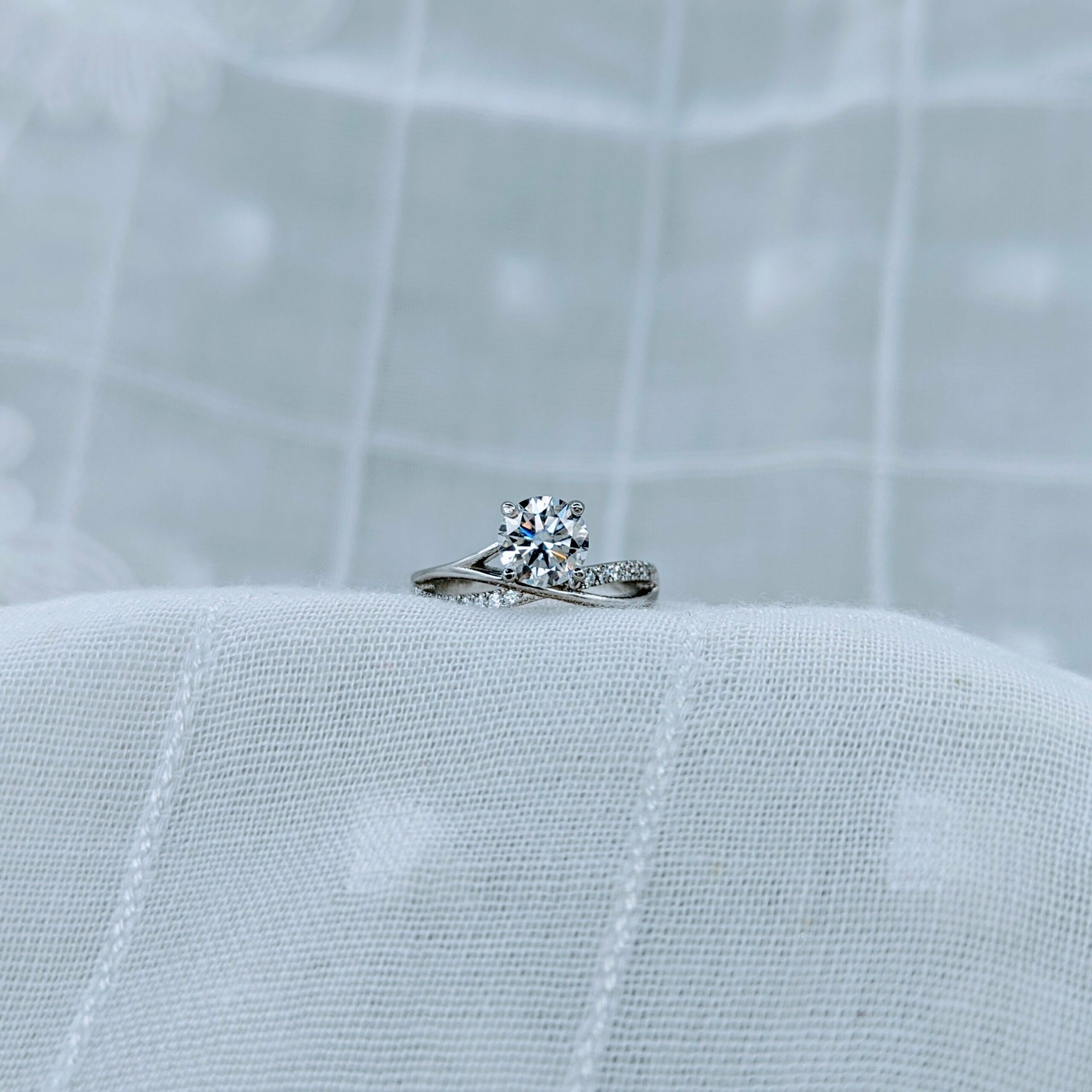 WaveX, Moissanite diamond Rings - MSJ015