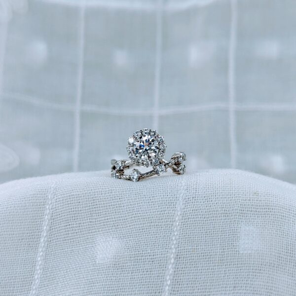 Wild Flowers, Moissanite diamond Rings - MSJ057