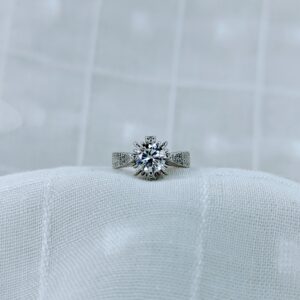 Crown Guzrat, Moissanite diamond Rings - Image 1