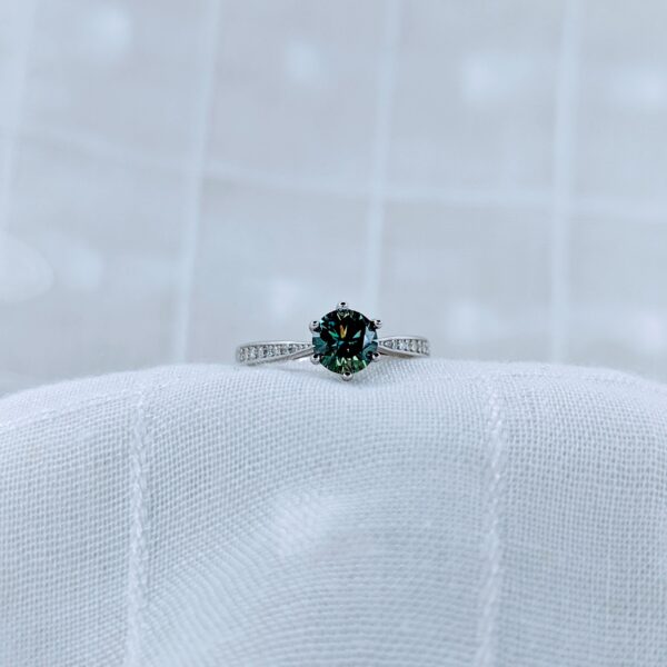 Twist Aura Blue, Moissanite diamond Ring - MSJ012B