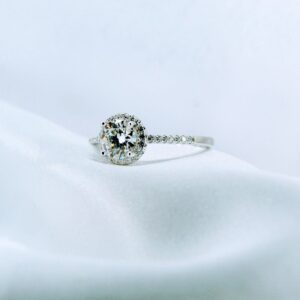Luxury Round, Moissanite Diamond Ring - Image 3