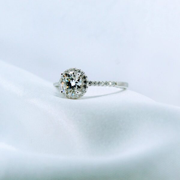 Luxury Round, Moissanite Diamond Ring - MSJ019 - Image 3