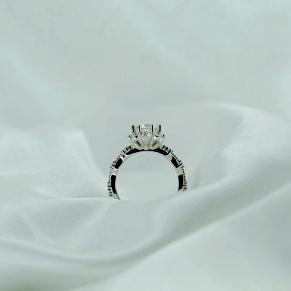 Star Girl, Moissanite Diamond Ring - MSJ032 - Image 3