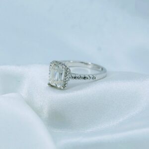 2 CT Emerald Cut, Moissanite diamond Rings - Image 2