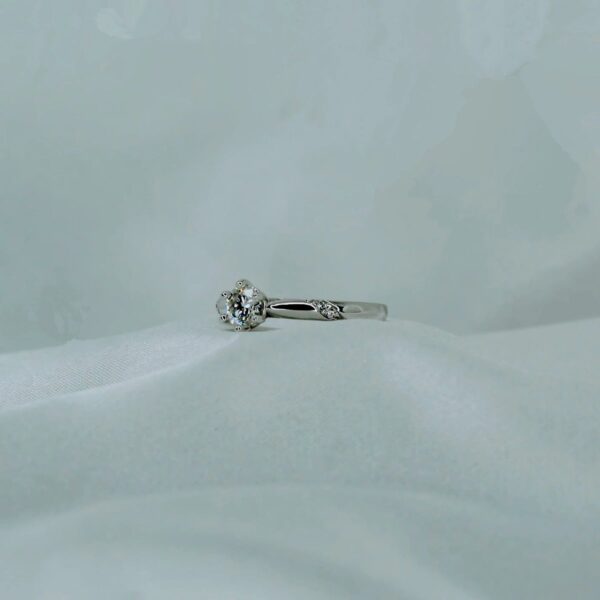 Psychic Model, Moissanite Diamond Ring - MSJ009 - Image 3