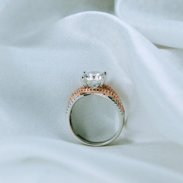 Flower Ring, Moissanite 2 CT diamond Rings - MSJ004 - Image 4