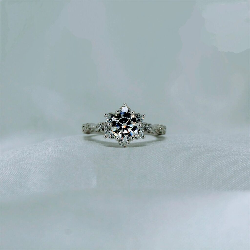 Star Girl, Moissanite Diamond Ring