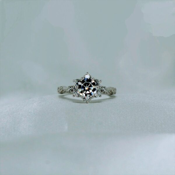 Star Girl, Moissanite Diamond Ring - MSJ032
