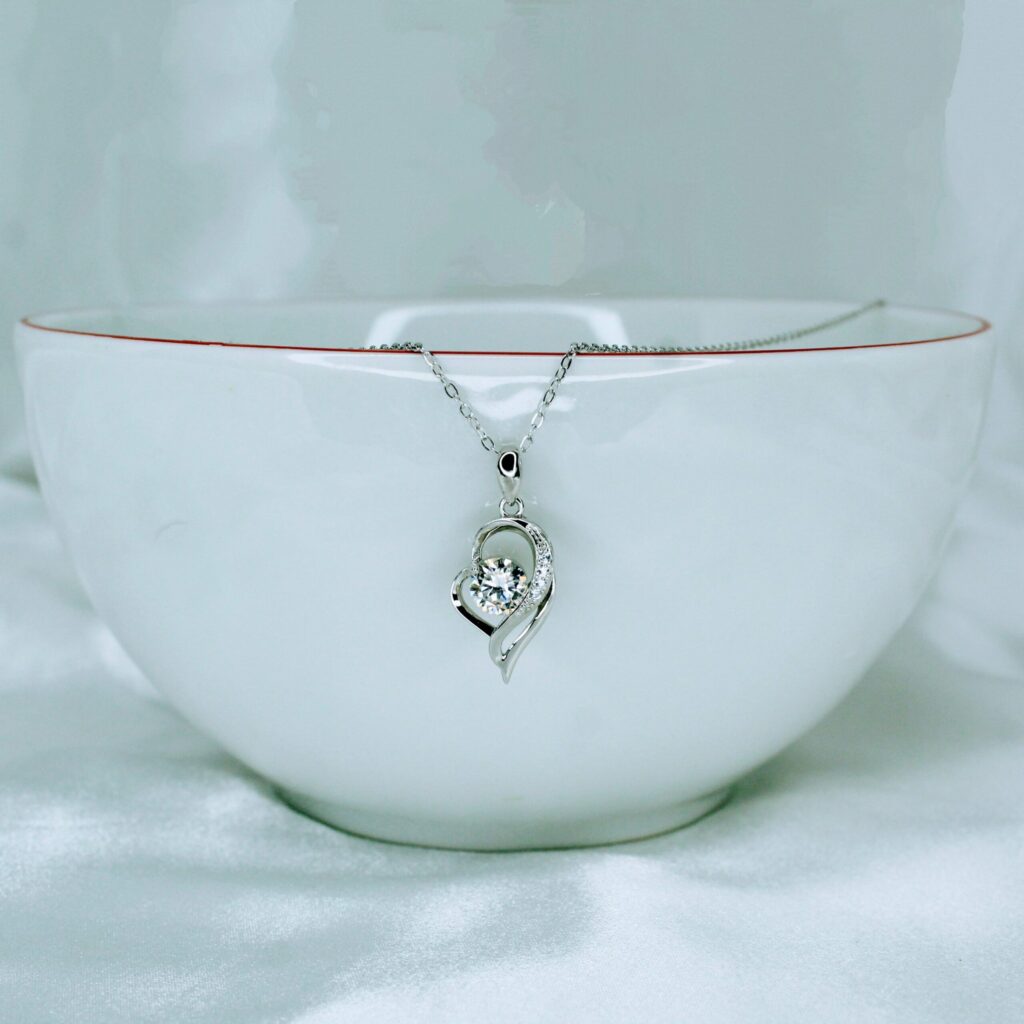 Twisted Heart, Moissanite diamond Pendant
