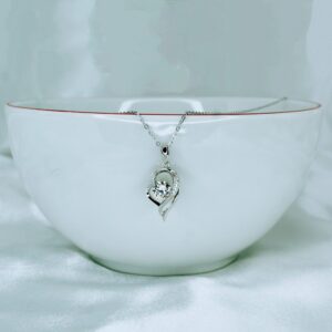 Twisted Heart, Moissanite diamond Pendant - Image 2