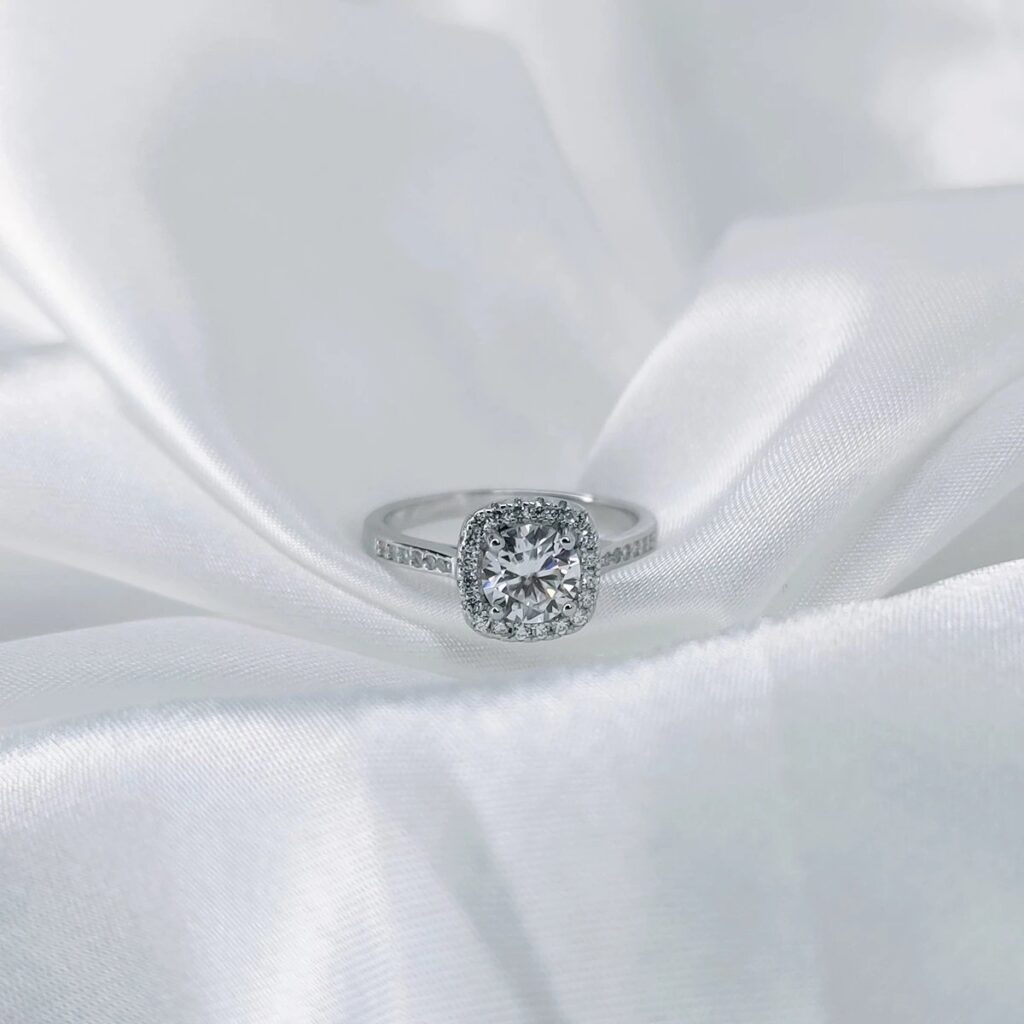 Luxury Square, Moissanite diamond Rings