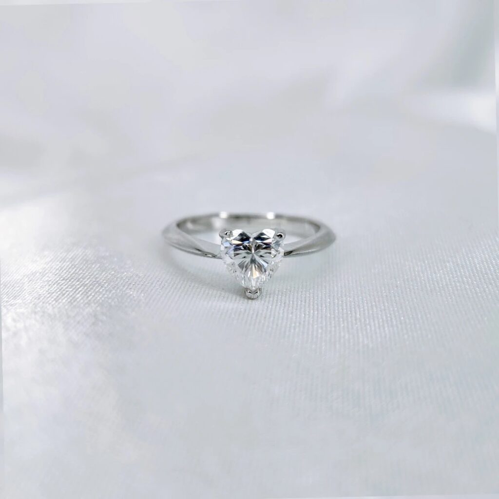 Luxury Heart, Moissanite diamond Rings