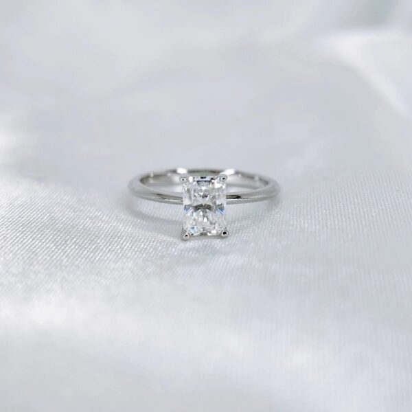 Radiant Cut, Moissanite diamond Rings - VIZR022 - Image 4