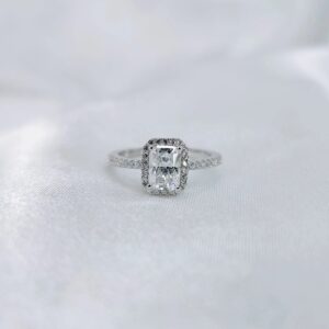Luxury Radiant, Moissanite diamond Rings - Image 1