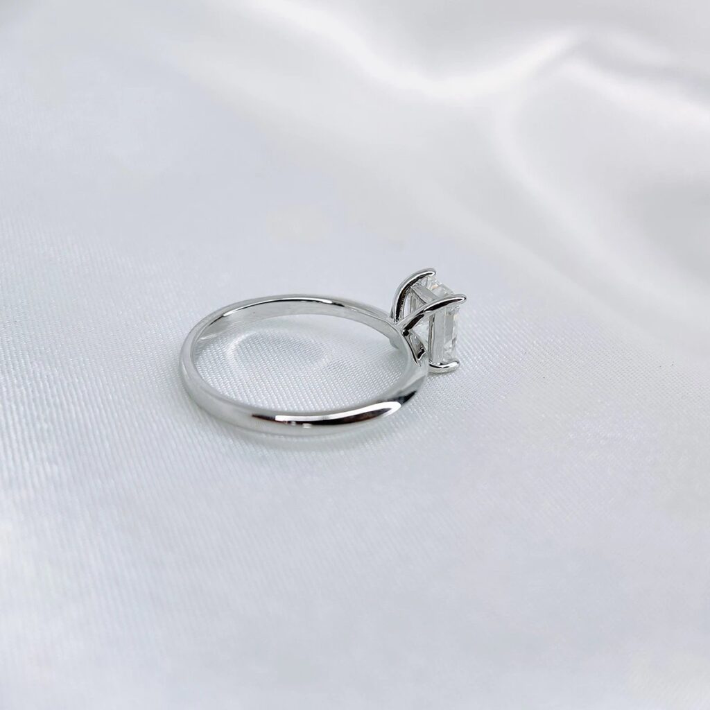 Radiant Solitaire, Moissanite diamond Rings