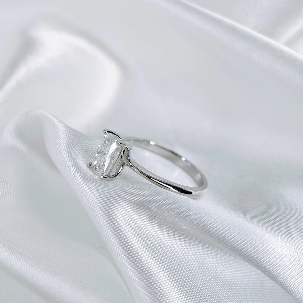 Radiant Solitaire, Moissanite diamond Rings