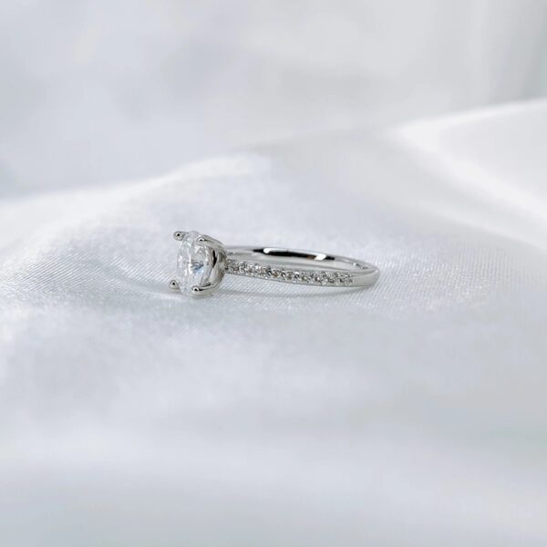 Oval Shape, Moissanite diamond Rings - VIZR027 - Image 2