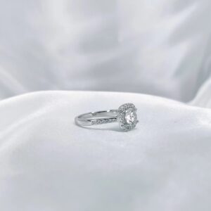 Luxury Square, Moissanite diamond Rings - Image 2