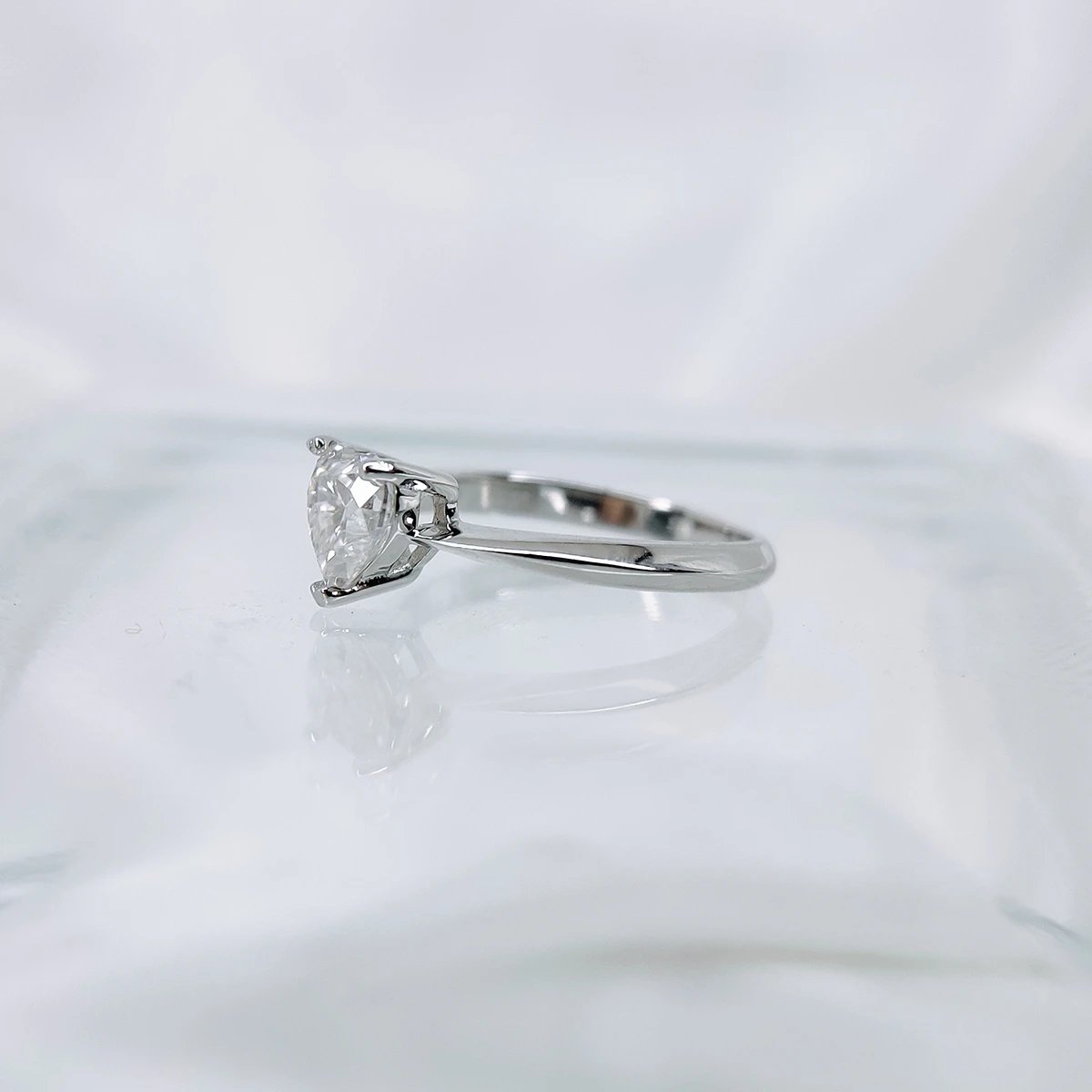 Heart Shape, Moissanite diamond Rings - VIZR030