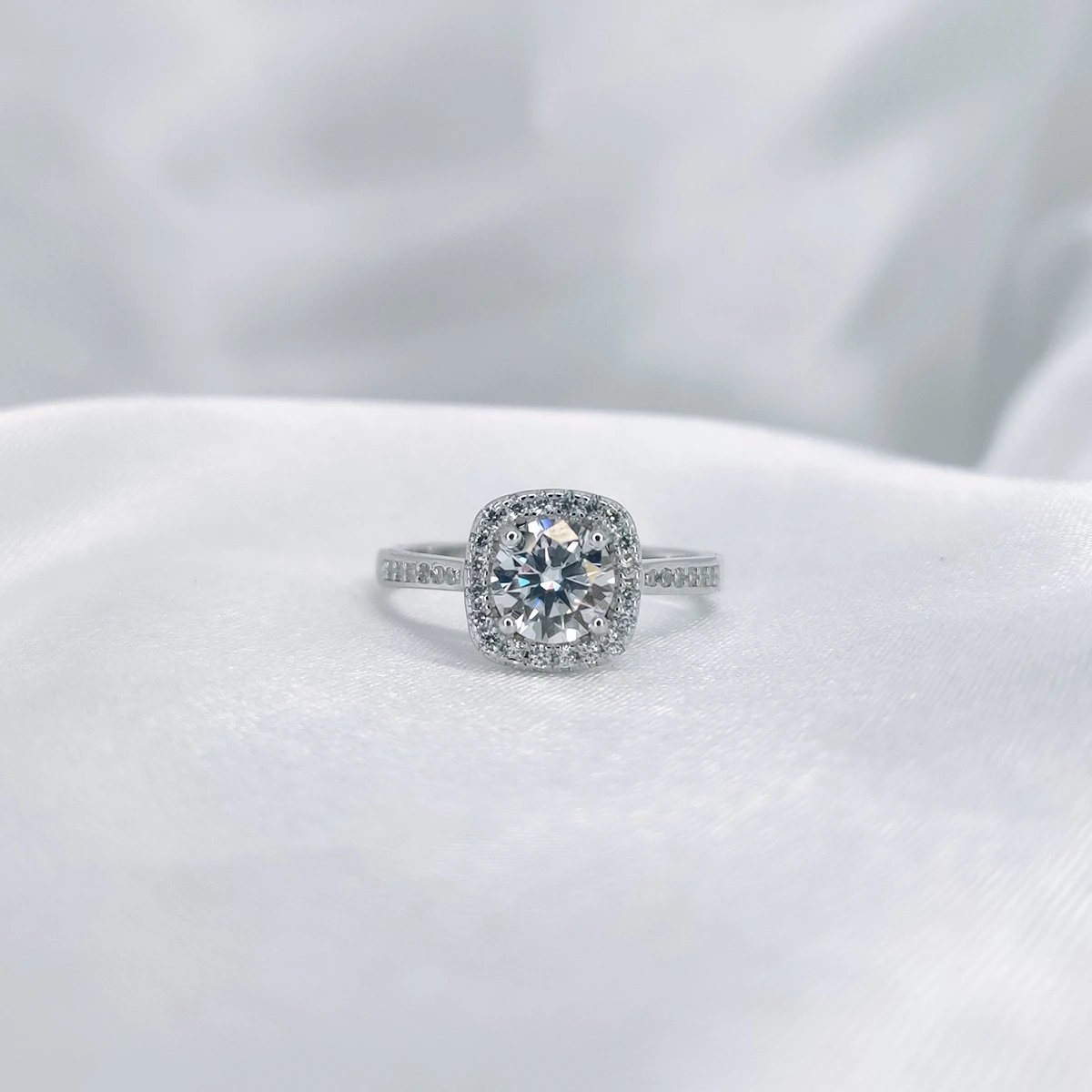 Luxury Square, Moissanite diamond Rings - MSJ041