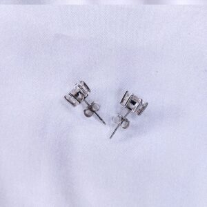 Six-Prong Stud Moissanite Diamond Earrings, 0.5ct each, Screw Back - Image 4