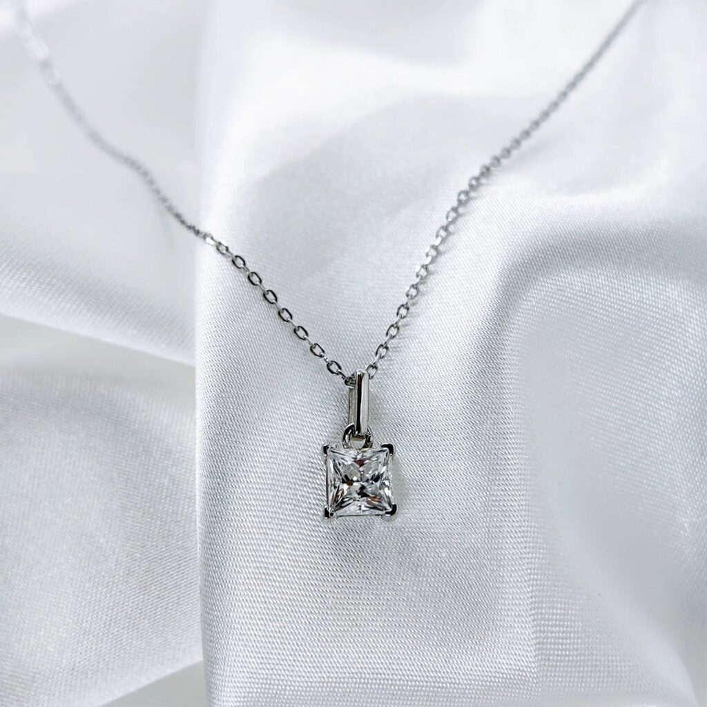 Princess Cut, Moissanite diamond Pendant