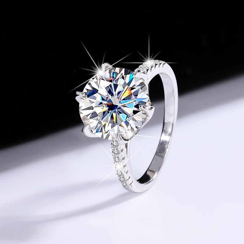 5ct Triangle accent Solitaire, Moissanite Diamond Ring - VIZR010