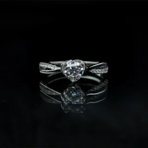 Beautiful heart, Moissanite diamond Rings