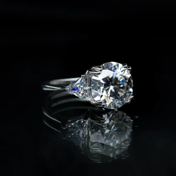 5ct Triangle accent Solitaire, Moissanite Diamond Ring - VIZR010 - Image 2