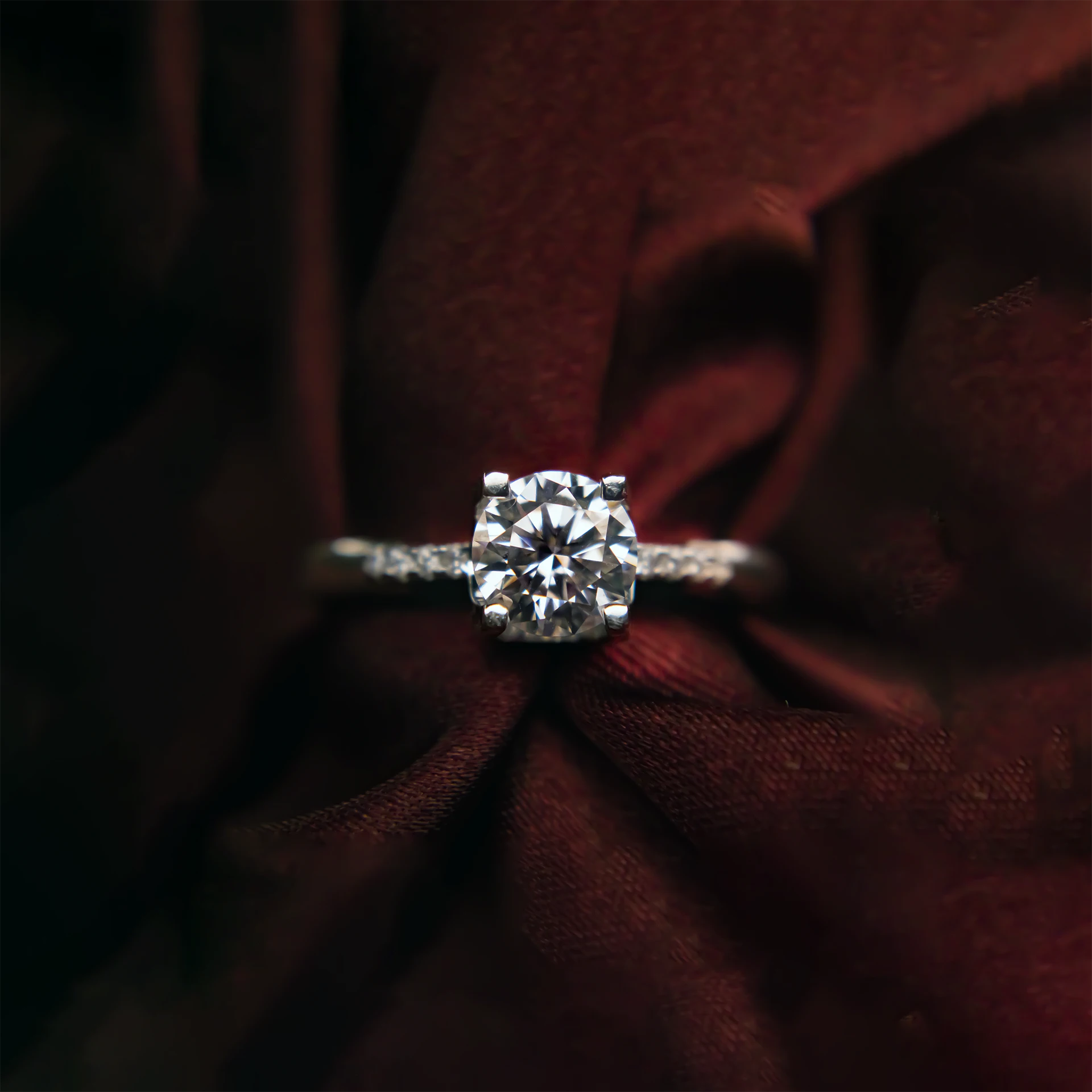 Apex, Moissanite diamond Rings - MSJ044