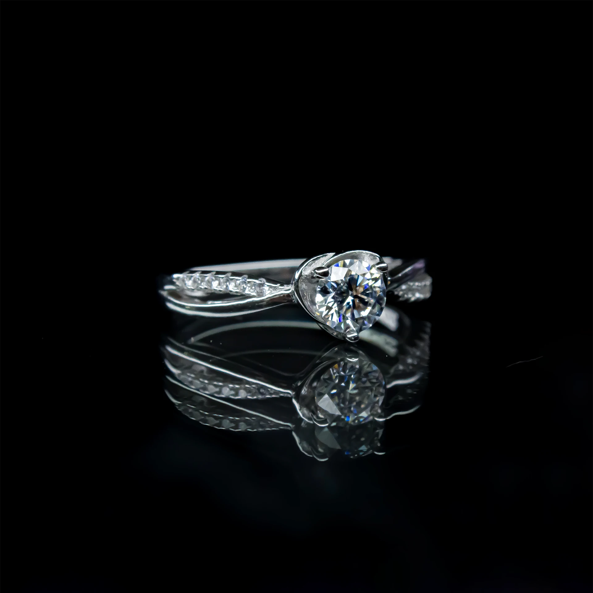 Beautiful heart, Moissanite diamond Rings - PTJ037