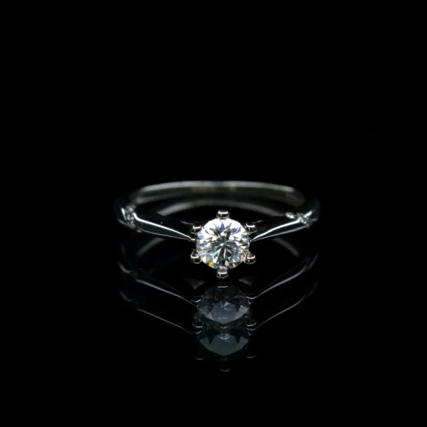 Psychic Model, Moissanite Diamond Ring - MSJ009