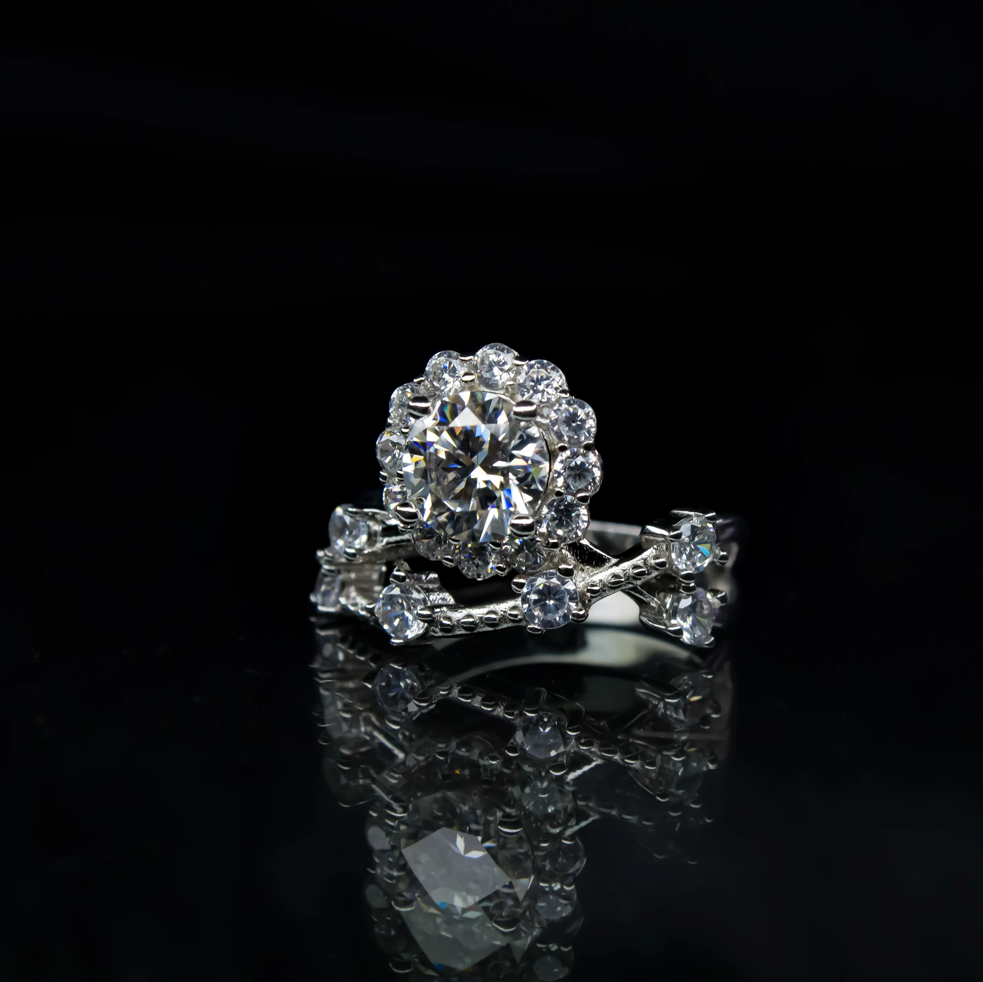 Wild Flowers, Moissanite diamond Rings - MSJ057