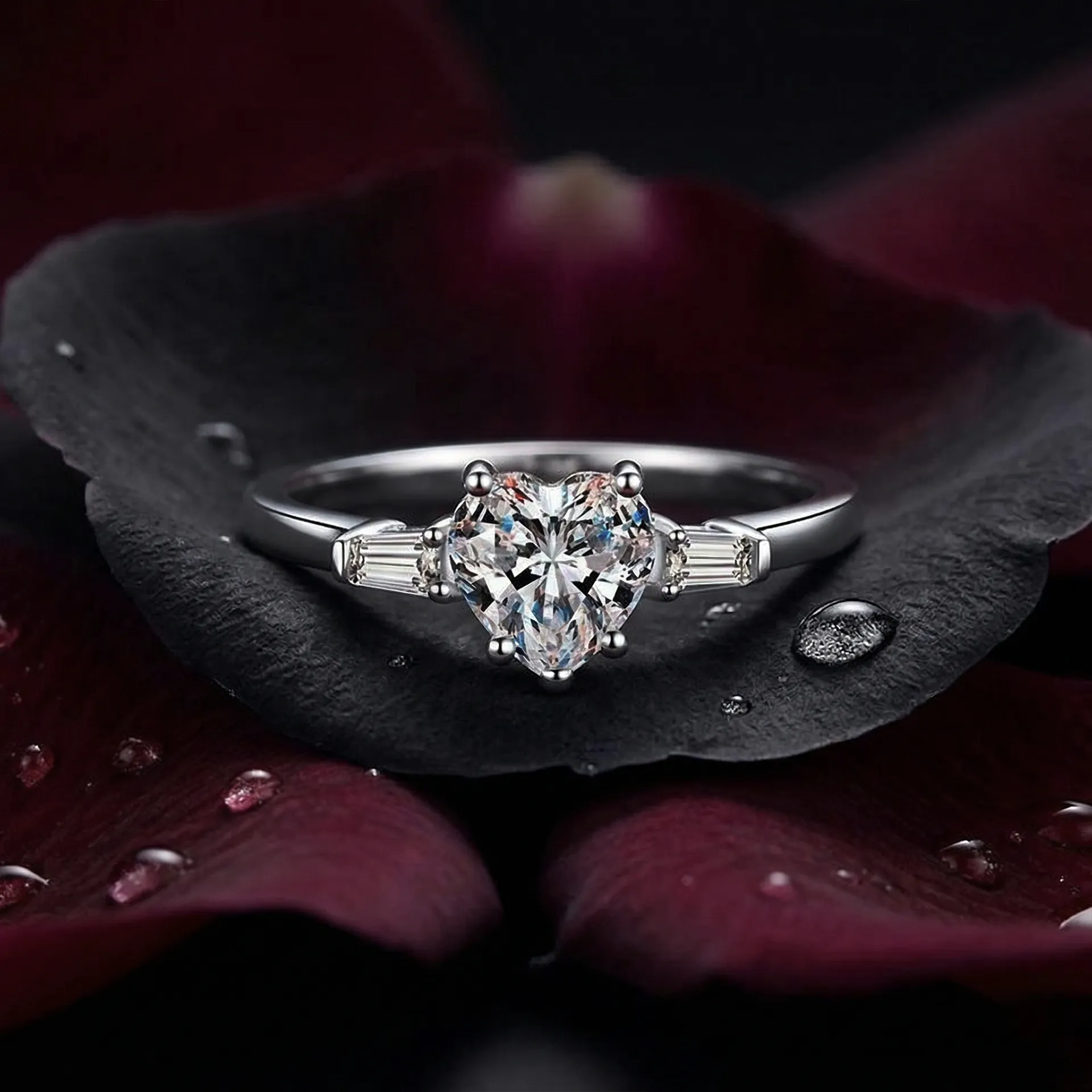 Majestic Heart, Moissanite diamond Rings - Image 1