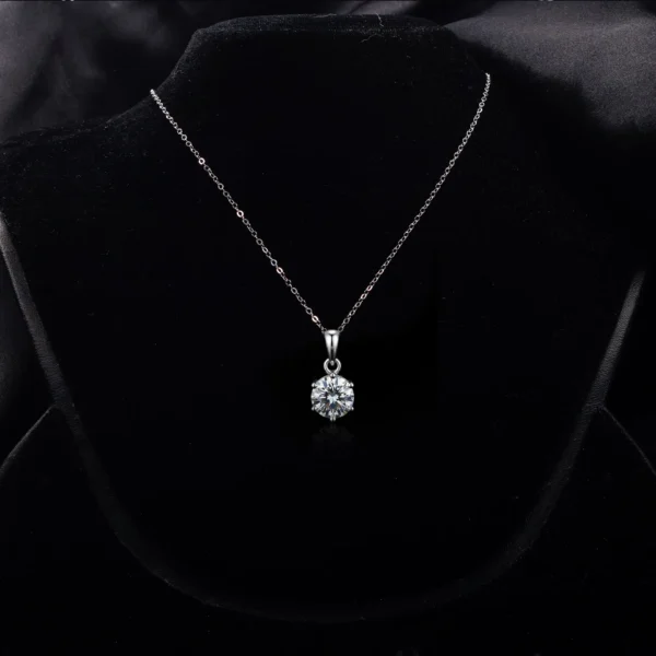 3CT Classic Solitaire Moissanite diamond Pendant  XL075E